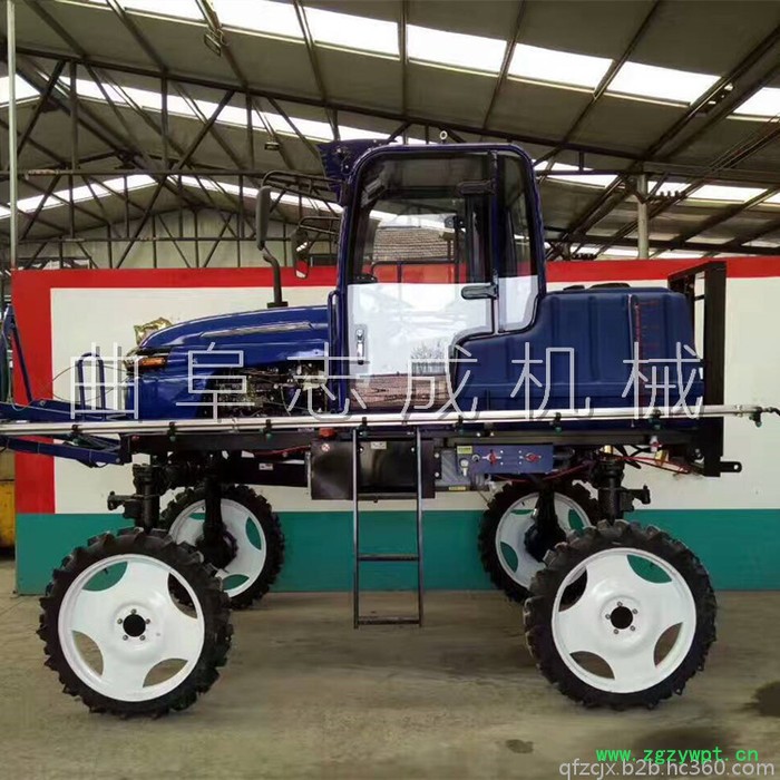 新款推荐大型柴油四驱四缸农田杀虫喷雾机52马力打药车施肥机图4