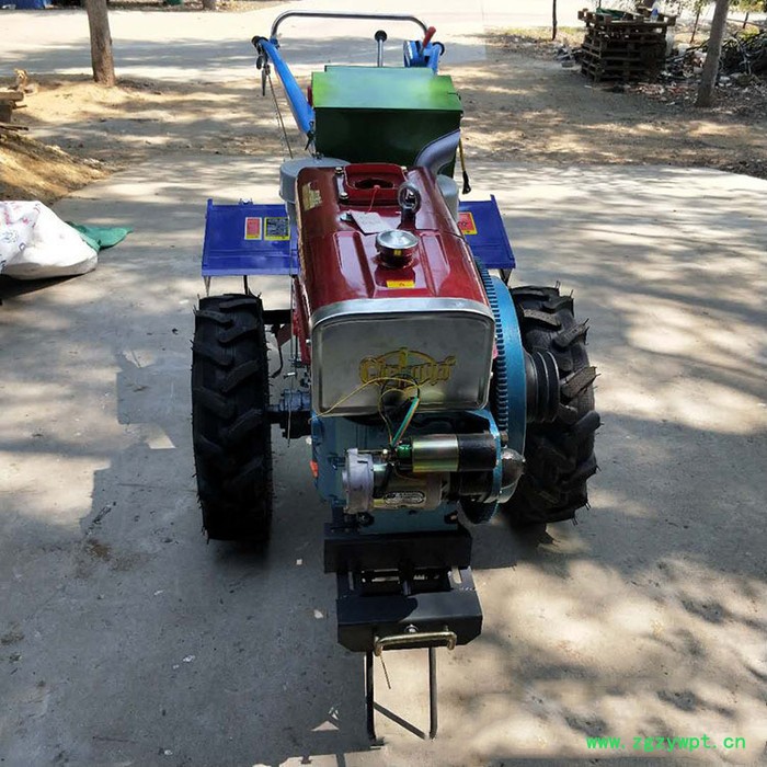 15马力手扶翻耕机 LH SF山药开沟机 鲁华座驾式柴油耕地机图7