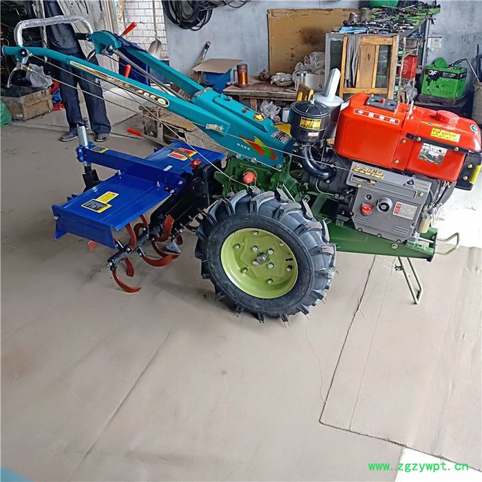 15马力手扶翻耕机 LH SF山药开沟机 鲁华座驾式柴油耕地机图2