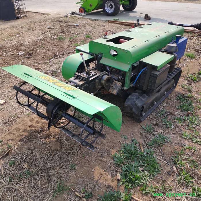 多功能履带开沟机 果树大棚管理机 果园打药机视频图5