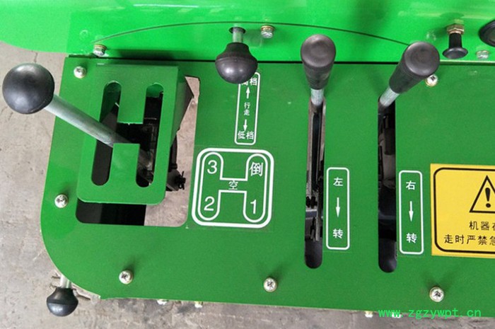 小型旱地开沟机 山药专用开沟机 智航大马力履带开沟机厂家图4