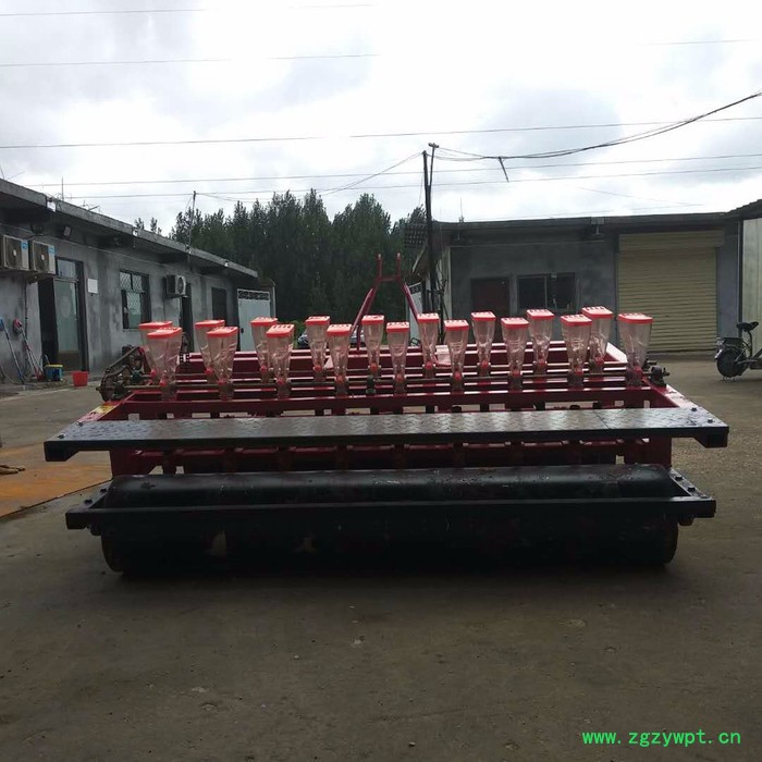 小麦免耕播种机蔬菜谷子高粱播种机  药材精播机 谷子蔬菜精播施肥机图4