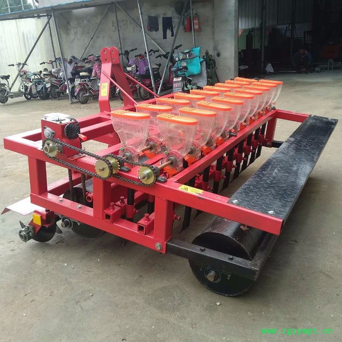 小麦免耕播种机蔬菜谷子高粱播种机  药材精播机 谷子蔬菜精播施肥机图8