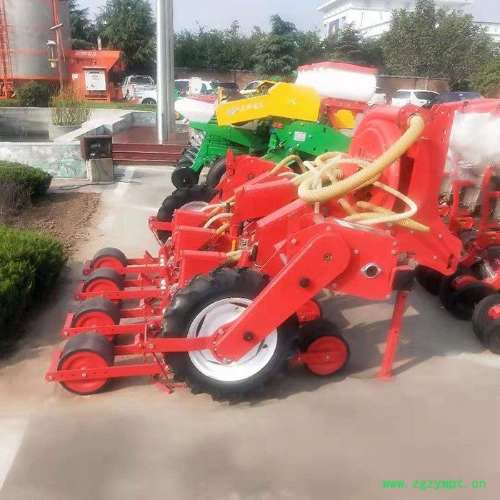 旋耕耙耕地机 打药机 打捆机 拖拉机 ** 全国联保图4