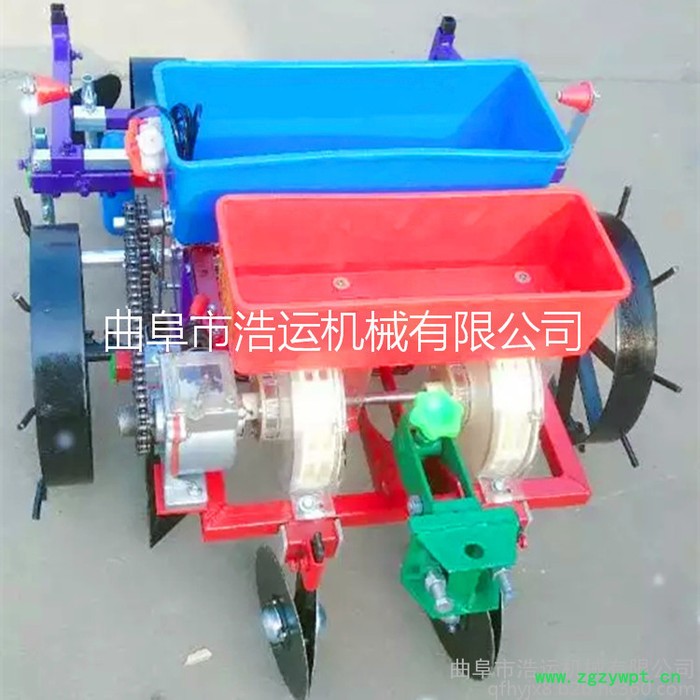 山东曲阜浩运机械手扶两行花生播种施肥机 花生起垄播种施肥机 花生喷药播种机图3