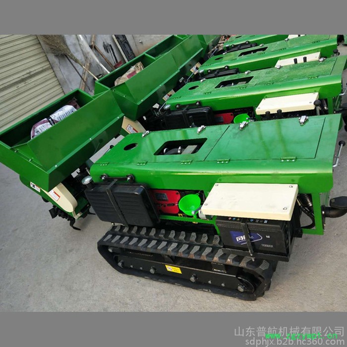 多功能履带式开沟施肥机 普航自走式单独旋耕机价格 柴油35马力打药机视频图3