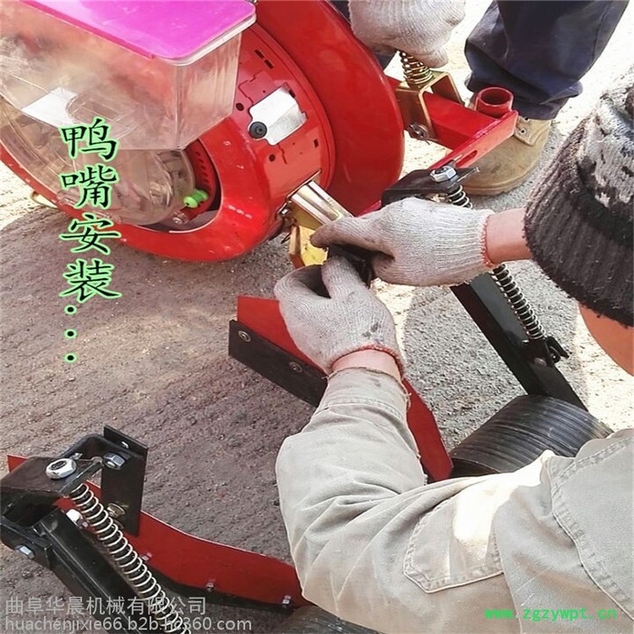 双行膜上播种机 玉米大豆播种施肥机 膜上穿孔打药播种机图6