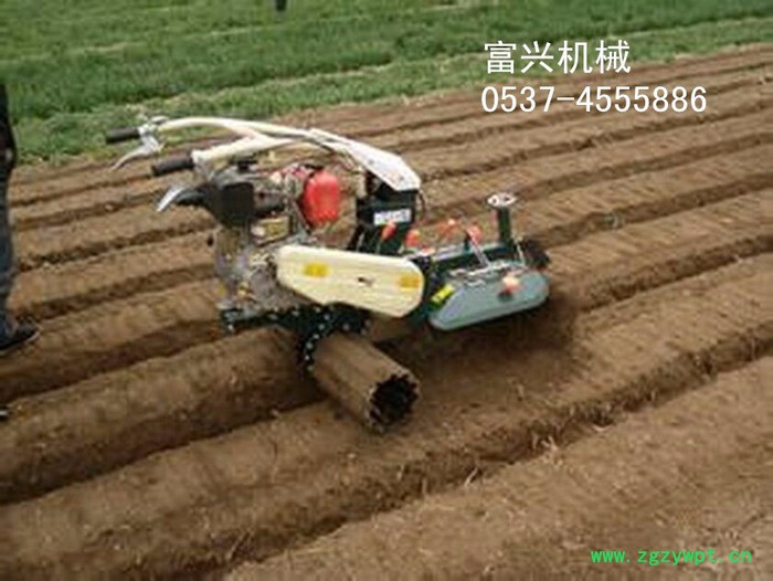 多功能开荒培土机  电启动田园管理机  山药开沟机 农用开沟机图3