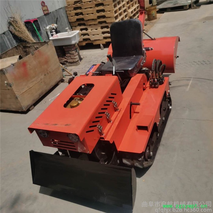 带打药功能履带开沟机 启航果园施肥机  开沟机图2