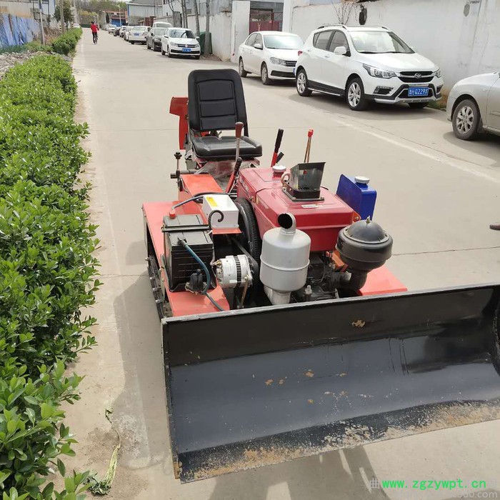 带打药功能履带开沟机 启航果园施肥机  开沟机图3