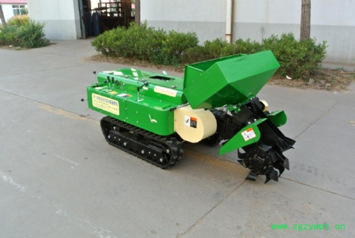 启硕牌遥控履带自走式开沟施肥机 自走式果树施肥打药机 果园旋耕开沟机厂家图7
