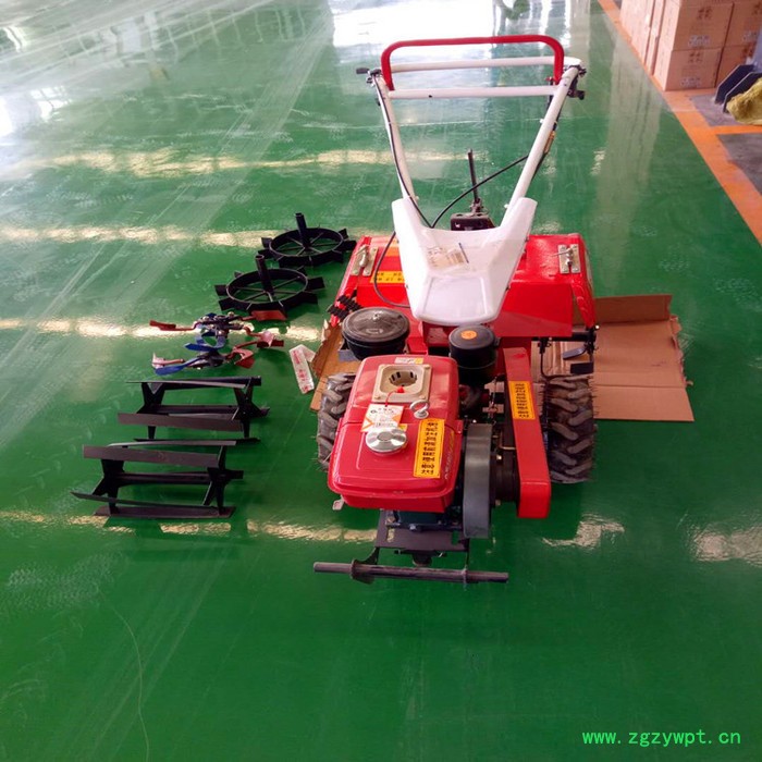 山药耕地机   大型翻地耕整视频操作  翻地耕整机    除草耕地机 背负式耕地机图5