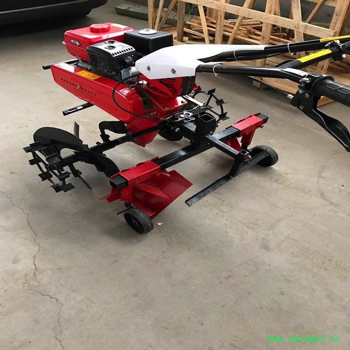 山药耕地机   大型翻地耕整视频操作  翻地耕整机    除草耕地机 背负式耕地机图6