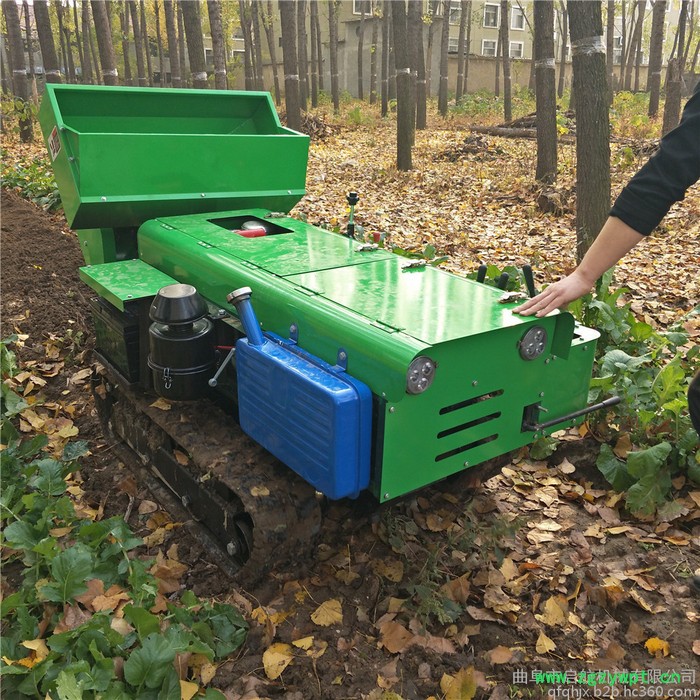 启航果园施肥机可来厂试机 果行可喷药履带机 履带喷药机价格图7