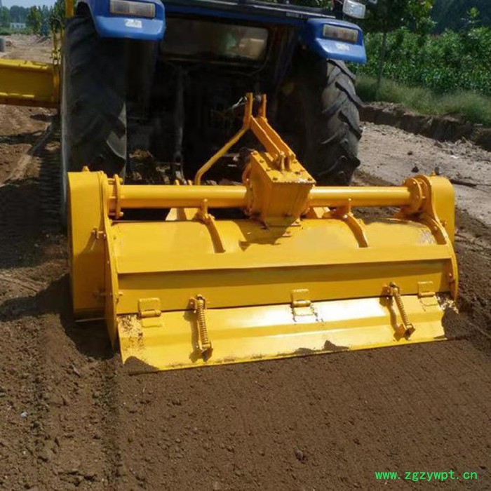 生产直销四轮农用小型拖拉机 开沟机 犁地机 打药机 打捆机 欢迎订购 价格电议图2