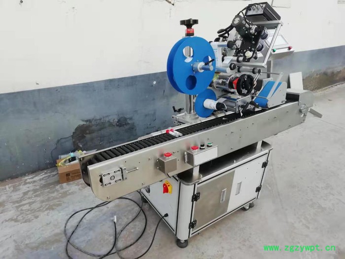 保鲜盒吸塑盒贴标机 管材贴标机 药敏试剂圆瓶贴标机 化妆品贴标机图8