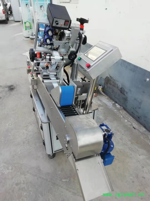 保鲜盒吸塑盒贴标机 管材贴标机 药敏试剂圆瓶贴标机 化妆品贴标机图6