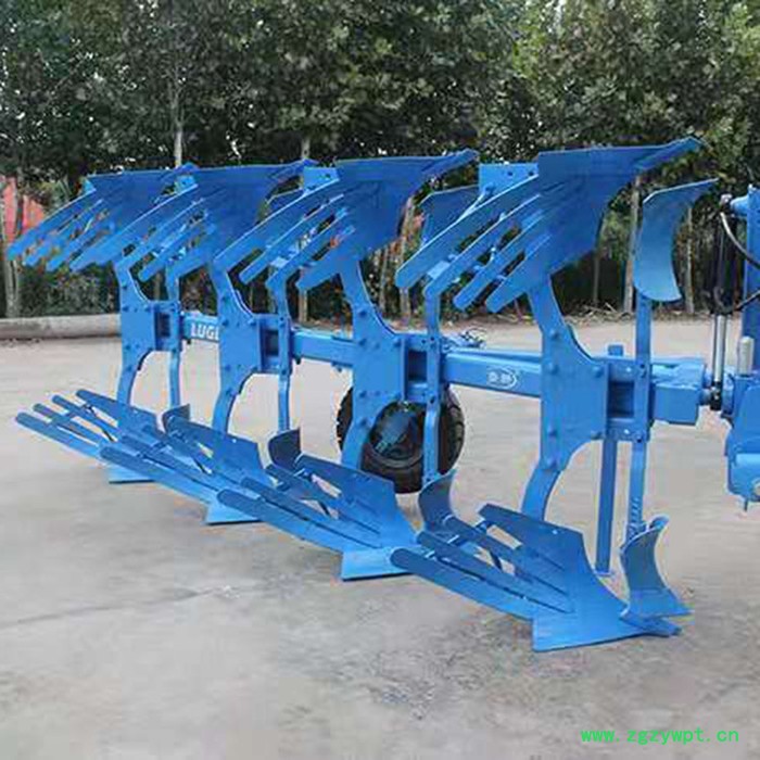 **水旱两用四轮四驱1804拖拉机 旋耕开沟机  打捆机 打药机 整机质保图6