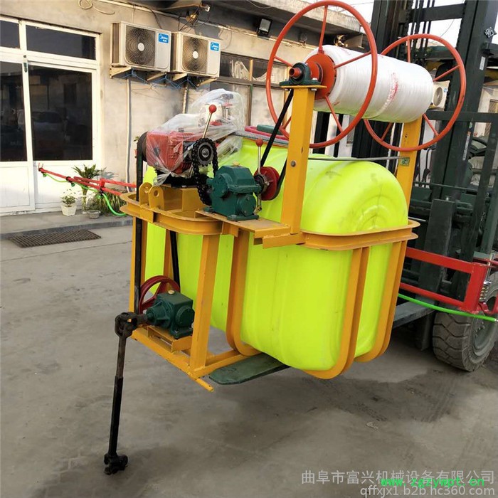 自走式三轮打药机 拖拉机带的喷药机 手推挖坑机视频图7