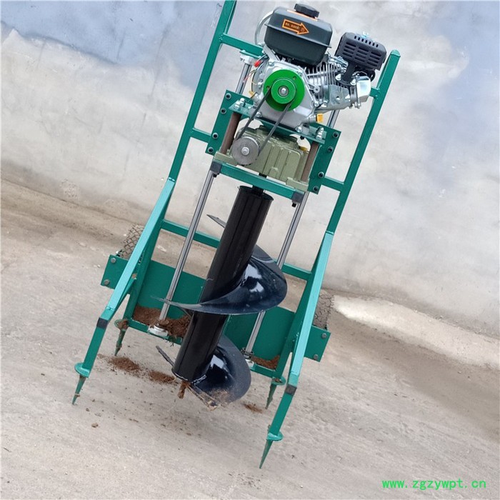 启航大型挖坑机种树打药机牵引式栽树挖坑机图4