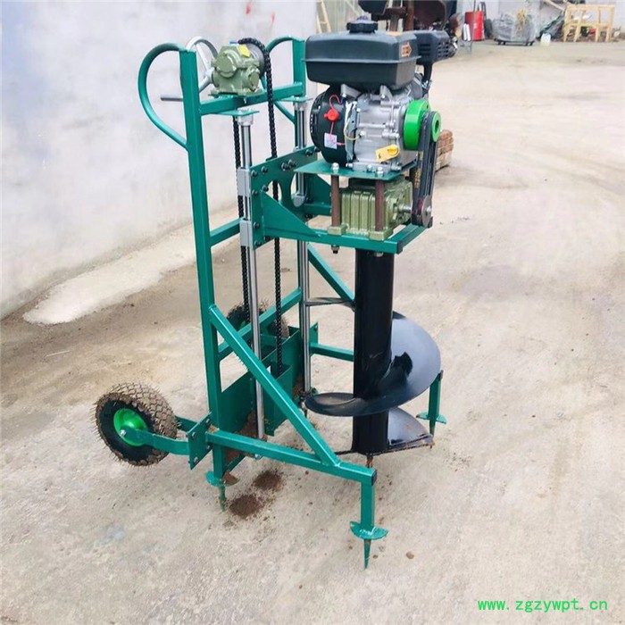 启航大型挖坑机种树打药机牵引式栽树挖坑机图2