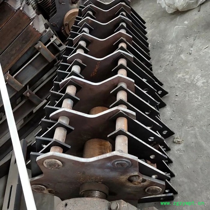 树桩粉碎机双口木材粉碎机中草药木材粉碎机圆木粉碎机削片机破碎机图7