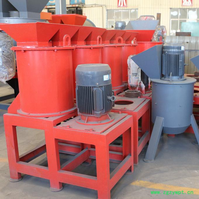 云华供应立式粉碎机 立式粉碎机有机肥设备 药渣动物粪便半湿物料立式搅拌粉碎机图2