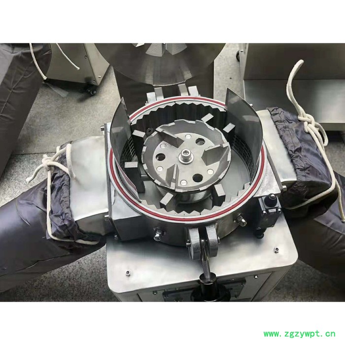 济南三延   万能粉碎机 不锈钢磨粉机 中草药粉碎机 中碎机图4