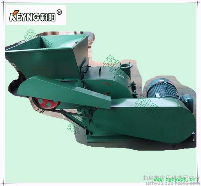 山东秸秆粉碎机拖拉机带秸秆粉碎机饲料粉碎机多功能鱼虾饲料超微粉碎机图4