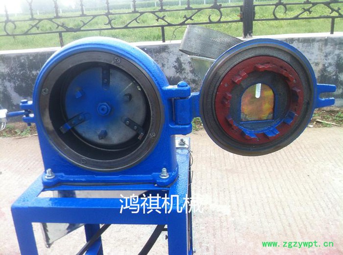 玉米磨渣子机 多功能磨面机 小型碾米磨面机 销售中药磨粉机 宜春图5
