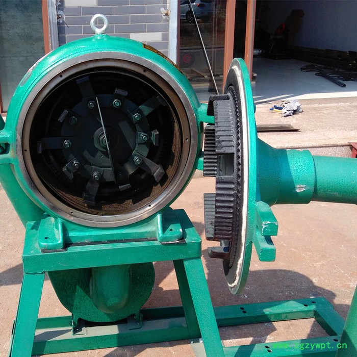 促销万能粉碎机 不锈钢齿盘药材粉碎机 万能草药研磨机 人参大米白糖电动磨粉机 **图3