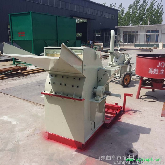 新型木材粉碎机 粉碎设备中草药木材粉碎机 鲜树枝粉碎机图3