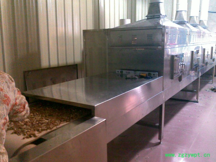 威雅斯VYS-70HM4香料、中草药提取设备 广州药材设备图2