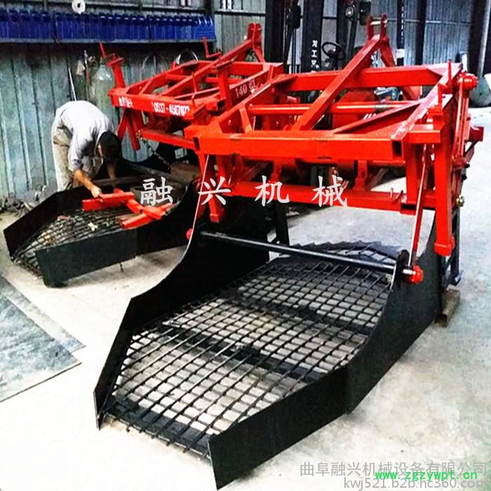 前胡药材收获机 白芷当归挖药机价格 山东融兴起药机黄芪收获机视频   药材收获机  酿酒设备图6