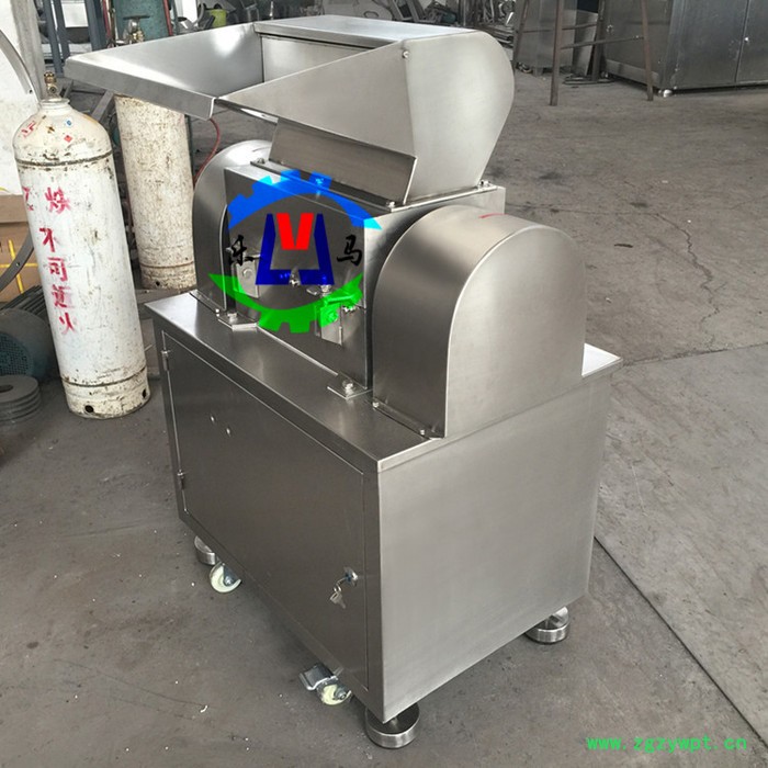 乐马机械LMP-300型不锈钢强力粗粉碎机,中草药材粗碎机图2