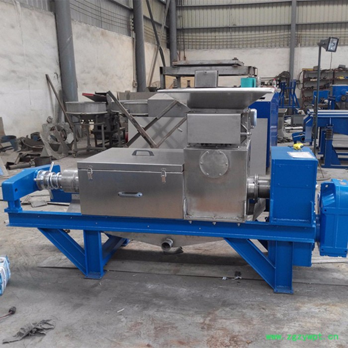 中药渣压榨机王老吉长茎类药渣压榨机，双螺旋压榨机、药材渣榨汁脱水设备药材渣脱水挤压机图8