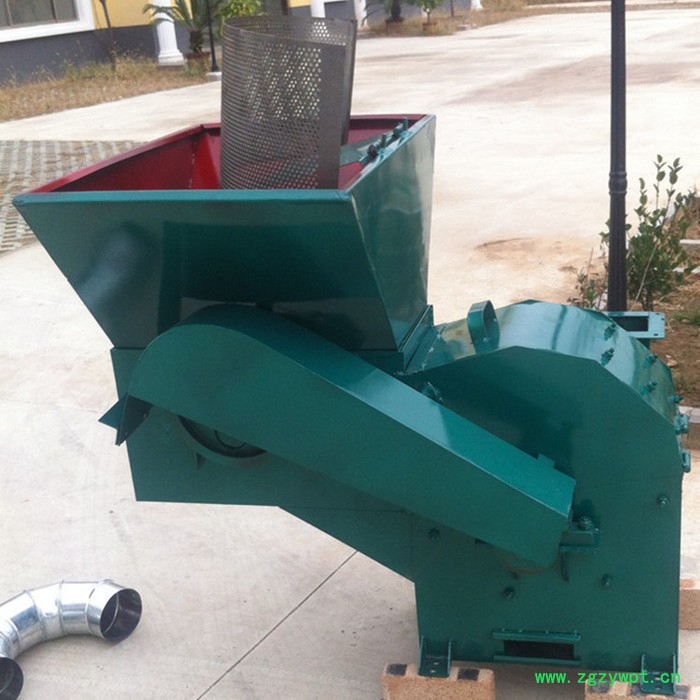 供应小型锤片玉米秸秆粉碎机 家畜饲料粉碎加工设备 中草药粉碎机图2