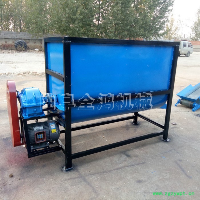 粮食颗粒拌药机单价猪饲料搅拌机粉碎机草料混合机图7