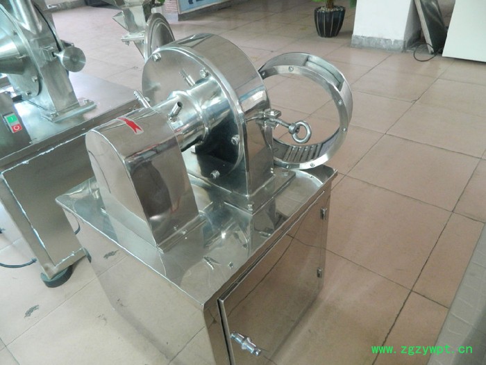 中药干硬脆不锈钢粉碎机图5