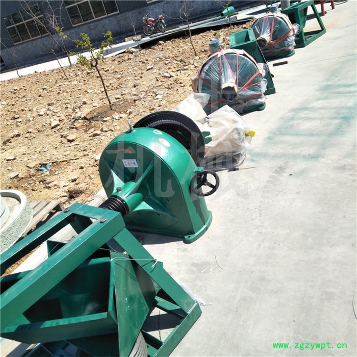 泰丰全自动齿盘粉碎机 邵阳稻壳除尘粉碎机 杂草药材打粉机出口设备图4