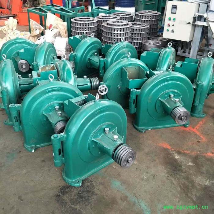 饲料粉碎机设备山东 猪饲料粉碎机 药材粉碎机图3