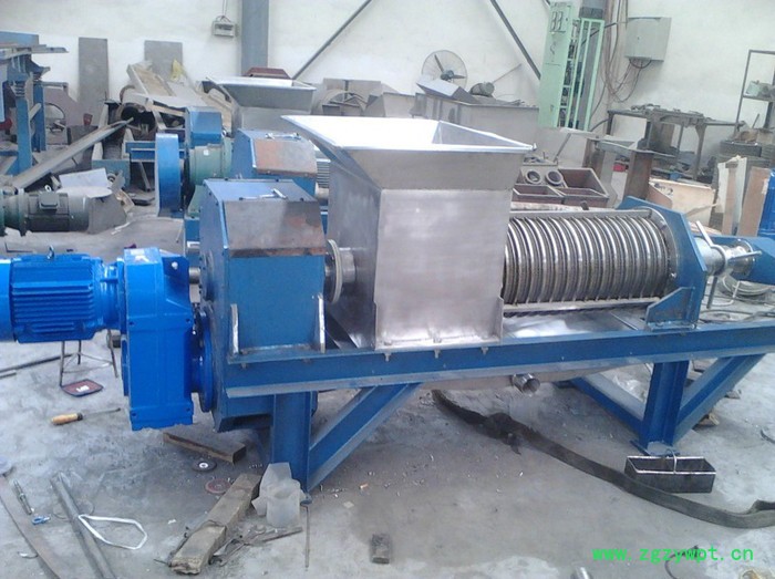 药城亳州市天众公司生产压滤设备、中药材渣滓固液分离设备、汁液提取设备图4