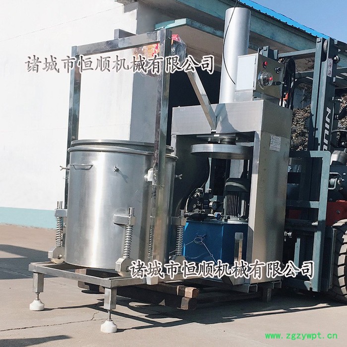 开胃麻辣萝卜条、香辣杏鲍菇脱水脱盐机 中药材渣、中药药泥脱水机 中药材打碎后收汁设备图6