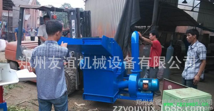 小型饲料粉碎机 锤片式中草药粉碎机 养殖饲料粉碎机图2