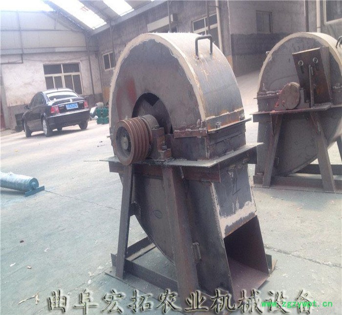 畅销木材粉碎机 中草药 树枝树皮粉碎机 细磨粉碎机图3