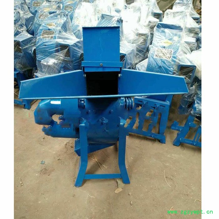 申英钢板320型 锤片粉碎设备 锤片粉碎设备生产厂家 药材粉碎机厂家 调料加工粉碎机 杂粮粉碎机供应商 欢迎咨询选购图3