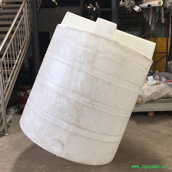 立式5吨药剂加药装置图6