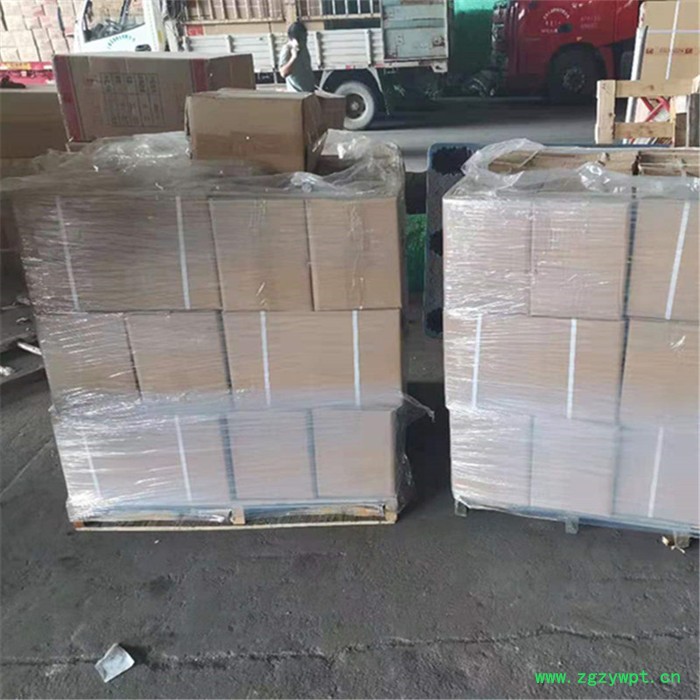 三乙烯二胺引发剂含量：99.5催化剂图5