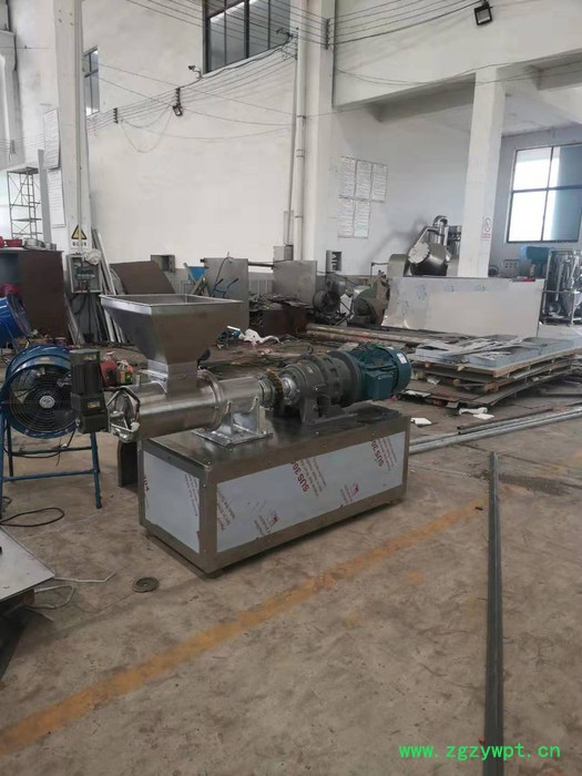 康臣干燥  干燥制粒机 苦荞茶挤压制粒机 180型催化剂造粒机 制粒机 康臣厂家图3