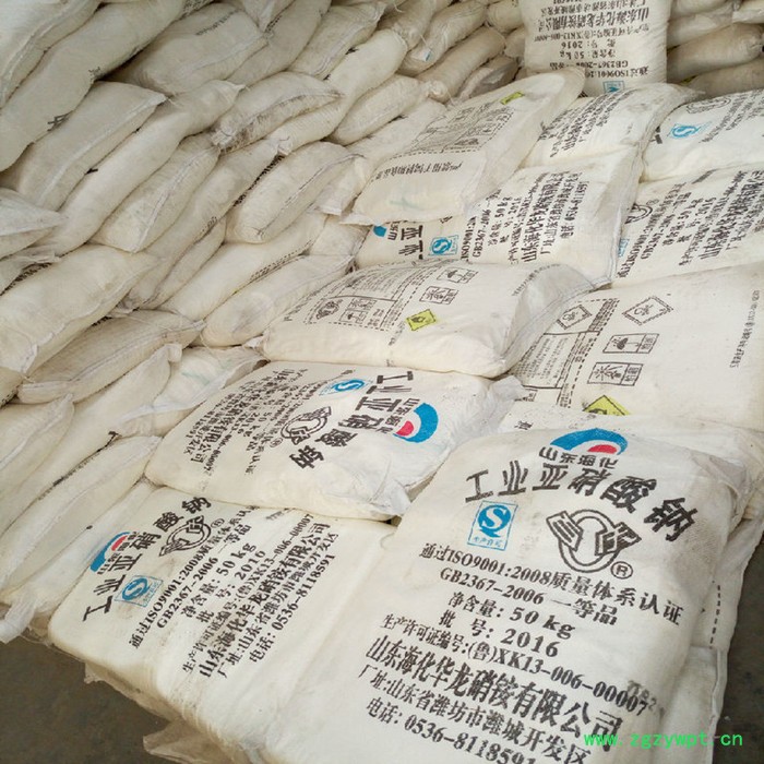 天峰工业级 亚硝酸钠漂白 除锈剂 防腐剂用亚硝酸钠现货图4